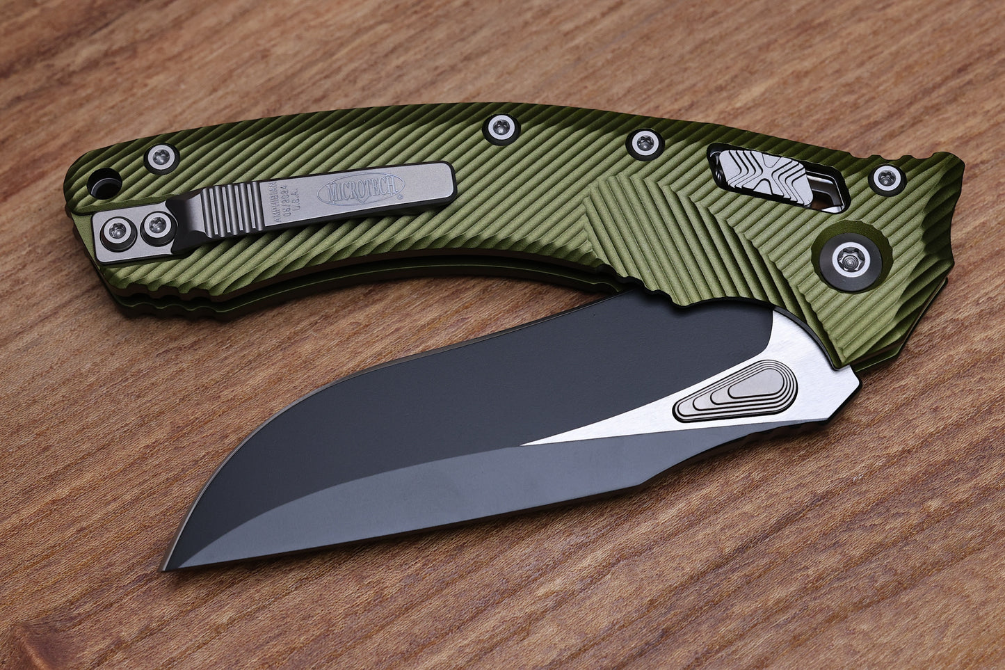 MICROTECH AMPHIBIAN RAM LOK OD GREEN FLUTED ALUMINUM & BLACK M390MK 137RL-1 FLOD