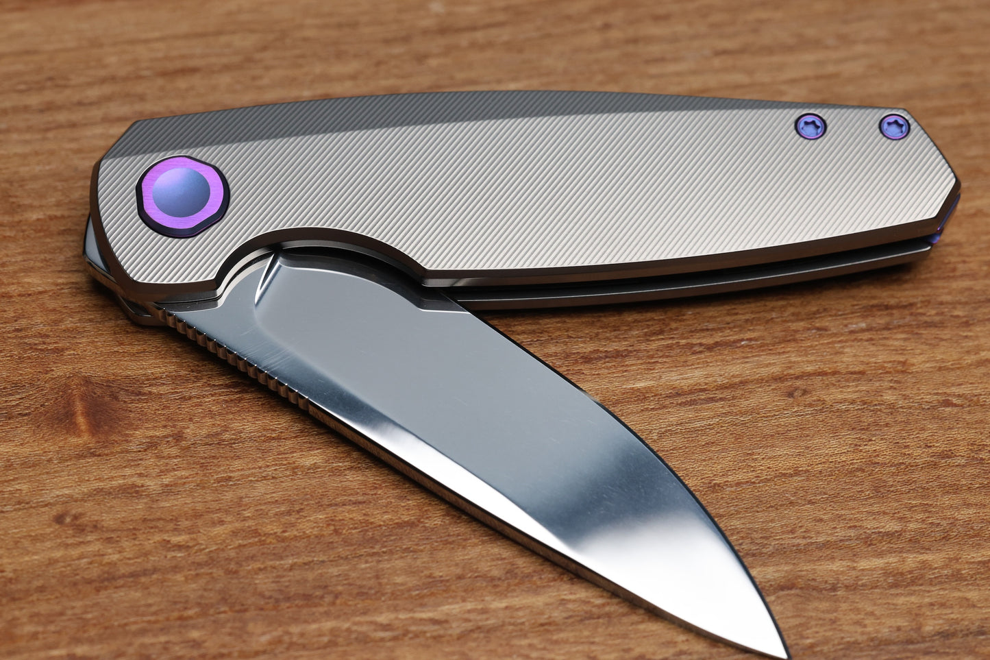 HOLT BLADEWORKS MORPHEUS PINSTRIPE TITANIUM UDDEHOLM VANAX SUPERCLEAN NEAR MIRROR BLADE #1933