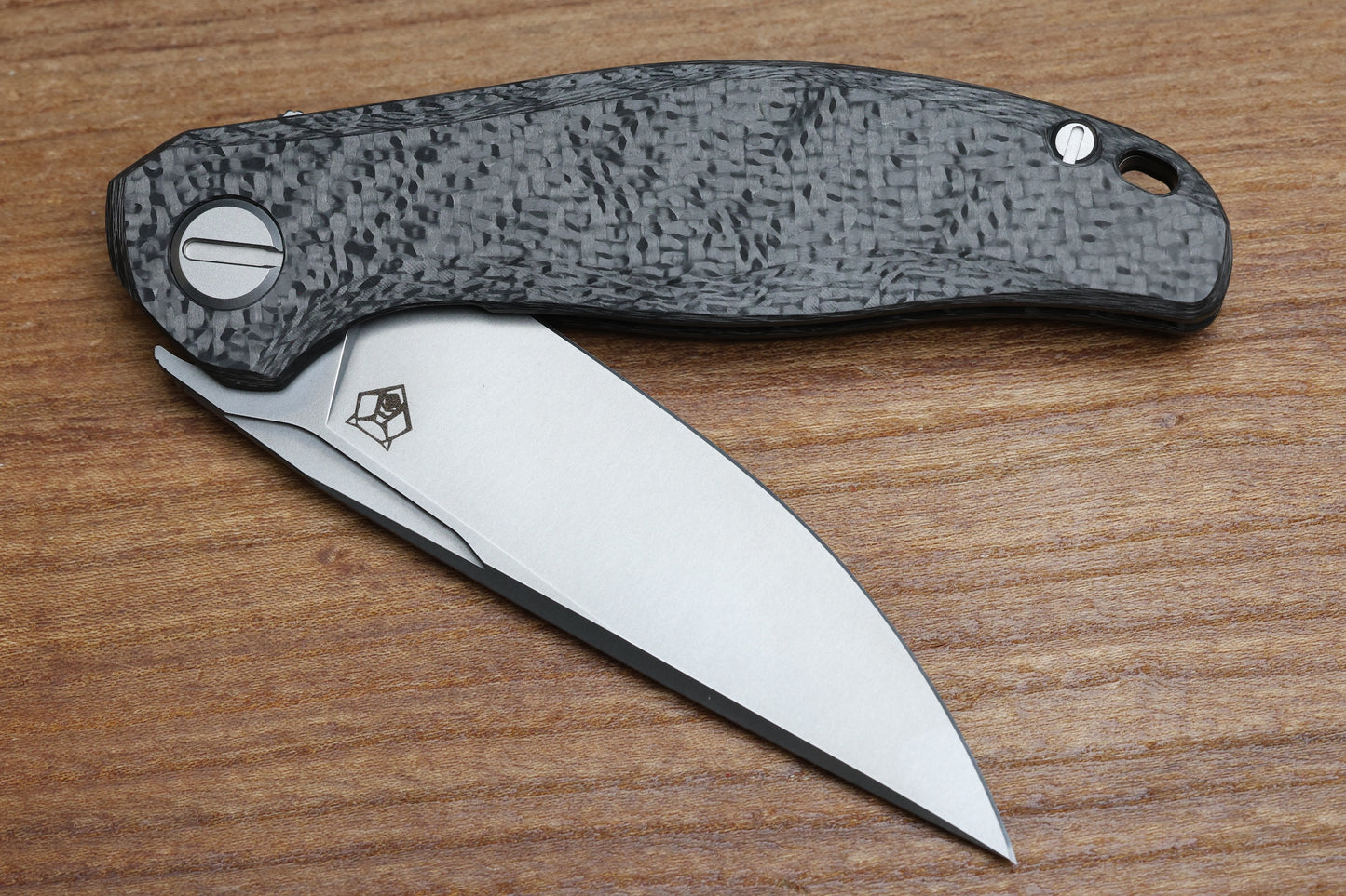 SHIROGOROV KNIVES STELLAR CF – BLACK CARBON FIBER HANDLE – M390 BLADE – MRBS