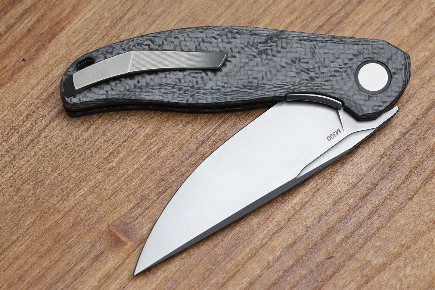 SHIROGOROV KNIVES STELLAR CF – BLACK CARBON FIBER HANDLE – M390 BLADE – MRBS