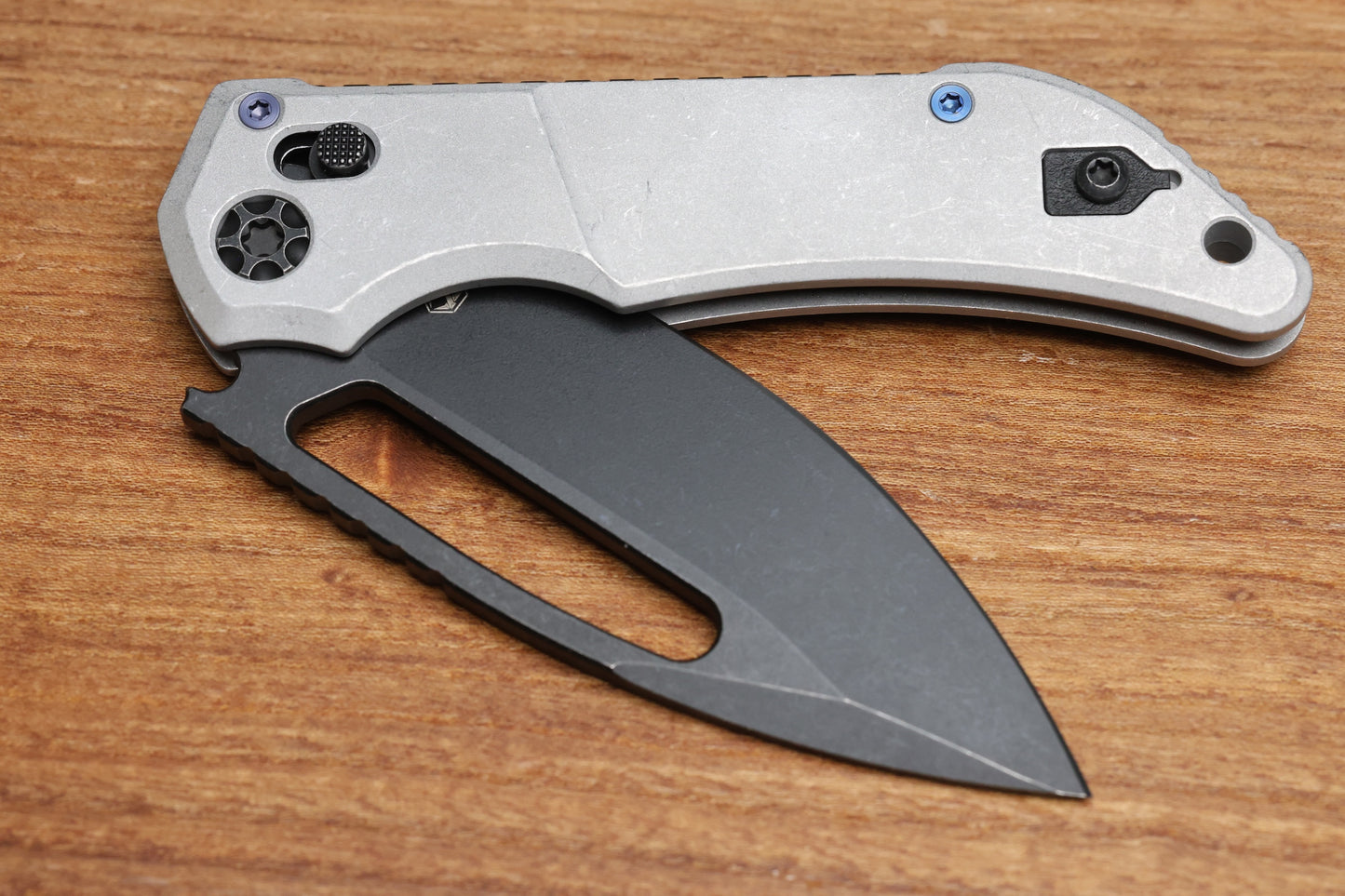 HERETIC KOSCHEI BLIZZARDWORN HANDLES W/ BATTLEWORN BLACK M390 H061-8A-BLZ