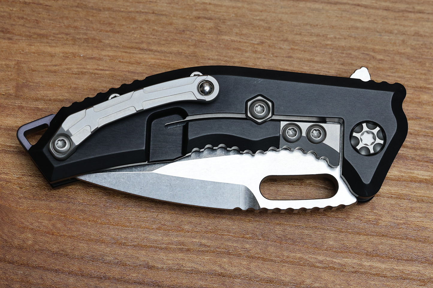 HERETIC KNIVES MEDUSA MANUAL BLACK ALUMINUM FRAME LOCK W/ GRIP INLAYS & STONEWASH MAGNACUT H009-2A