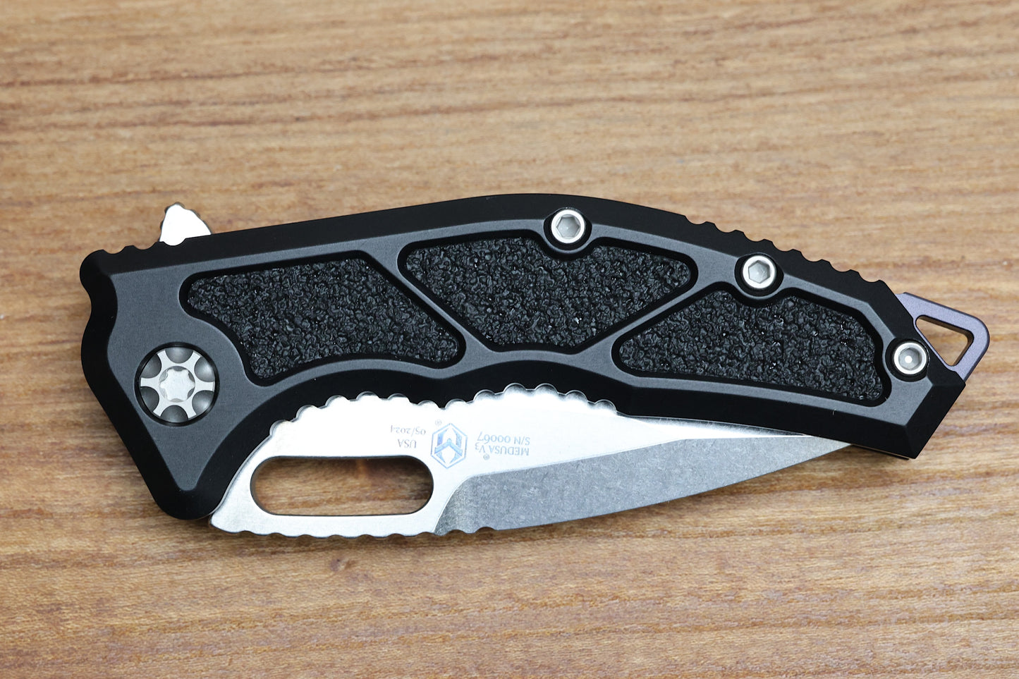 HERETIC KNIVES MEDUSA MANUAL BLACK ALUMINUM FRAME LOCK W/ GRIP INLAYS & STONEWASH MAGNACUT H009-2A