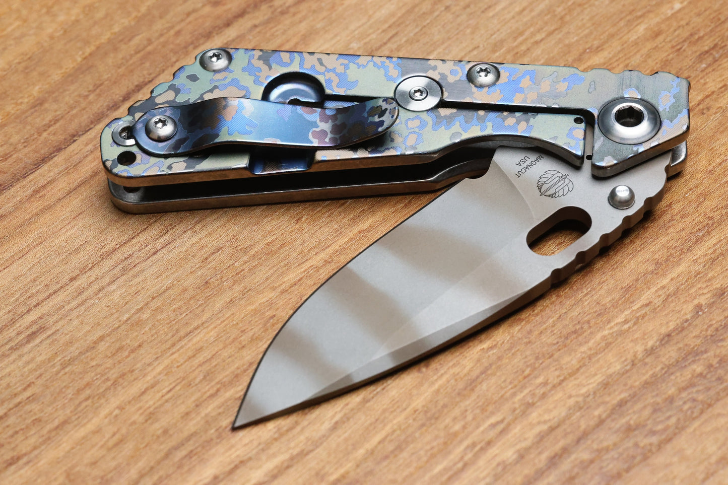 STRIDER KNIVES SNG PARTIZAN CAMO TITANIUM HANDLE W/PARTIZAN CAMO CLIP-TIGER STRIPE MAGNACUT DROP POINT BLADE,