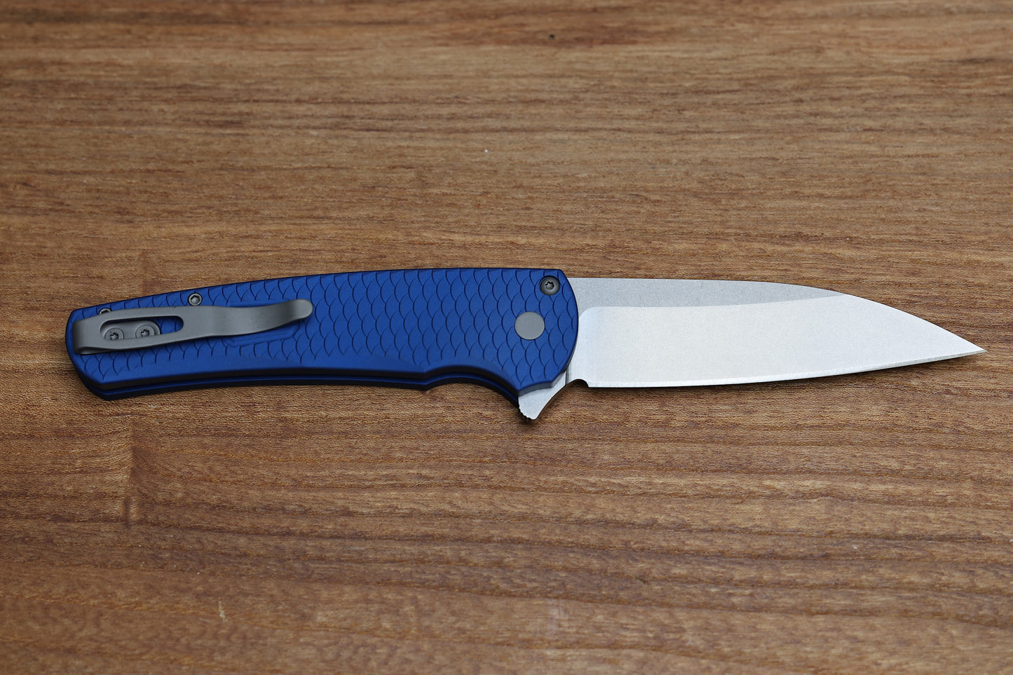 PRO-TECH KNIVES MALIBU FLIPPER – BLUE "DRAGON SCALE" ALUMINUM HANDLE – STONEWASH WHARNCLIFFE MAGNACUT BLADE 5335-BLUE