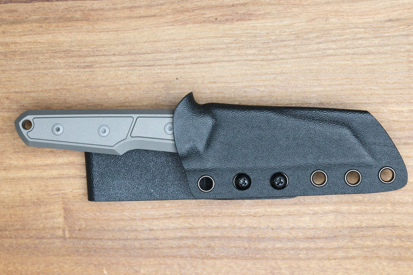 BMKT EXPLORER V2 DARK STONEWASH TITANIUM WHARNCLIFFE