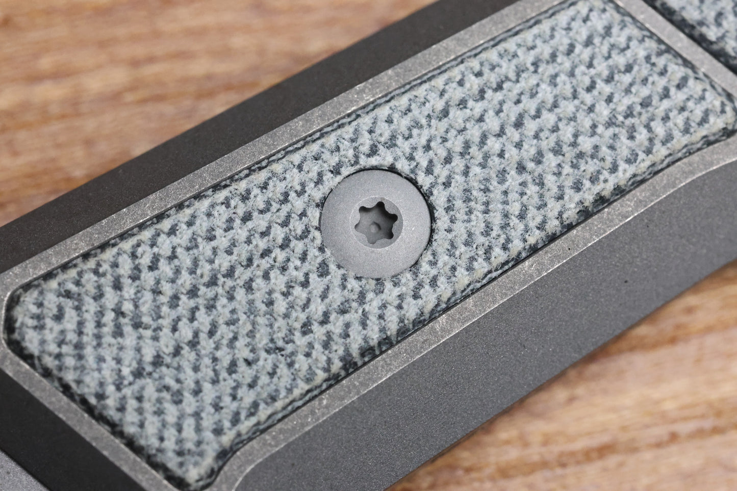BMKT EXPLORER V2 DARK STONEWASH TITANIUM BLACK CANVAS MICARTA INLAY SHEEPSFOOT