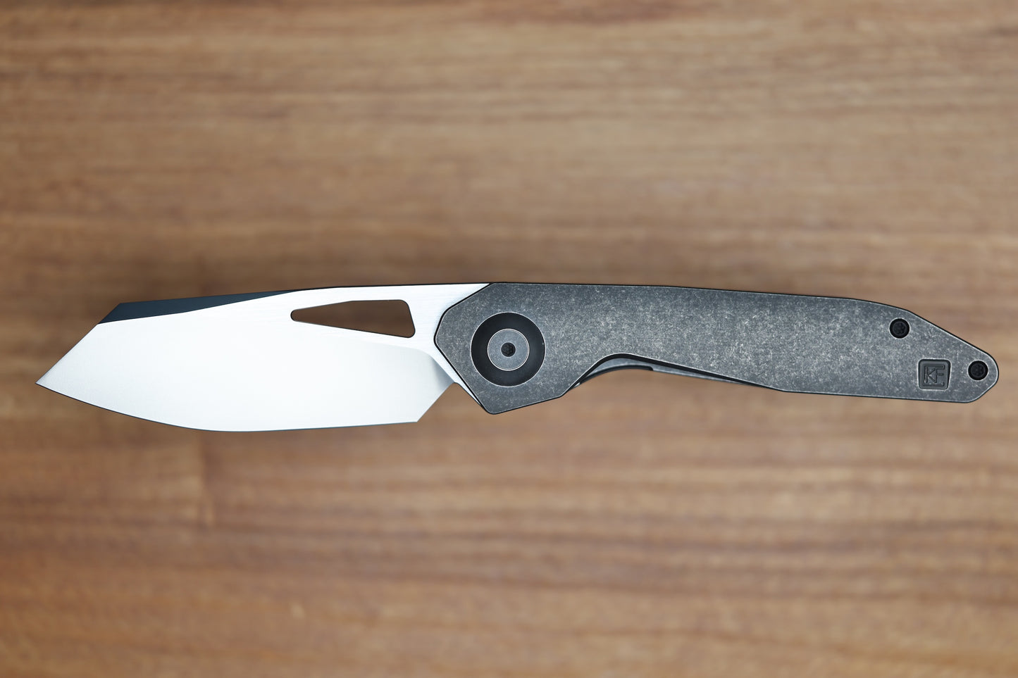 CUSTOM KNIFE FACTORY & KEANISON KNIVES BASSET W/ BLACKWASH TITANIUM HANDLES M398 BLADE