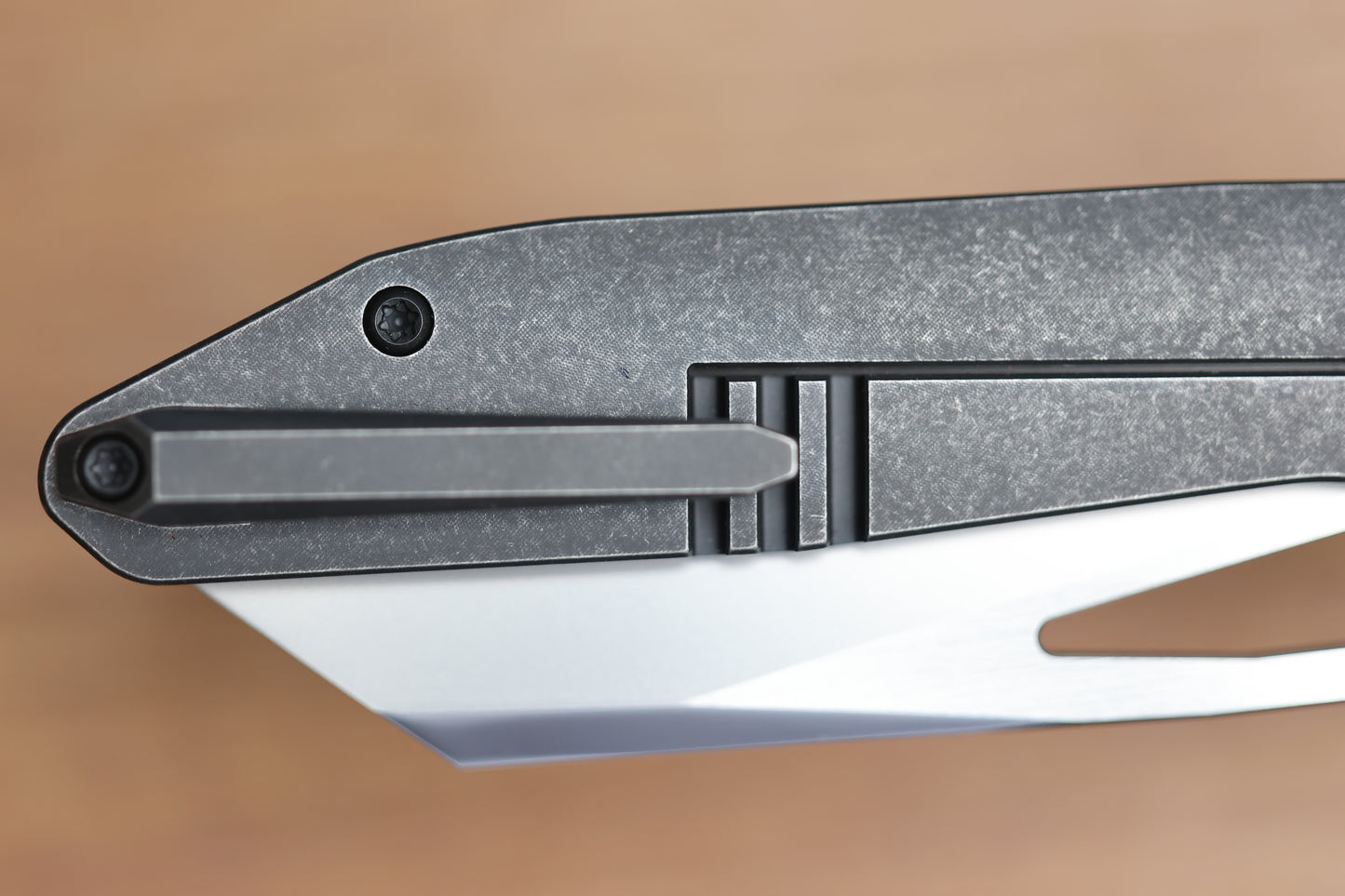 CUSTOM KNIFE FACTORY & KEANISON KNIVES BASSET W/ BLACKWASH TITANIUM HANDLES M398 BLADE