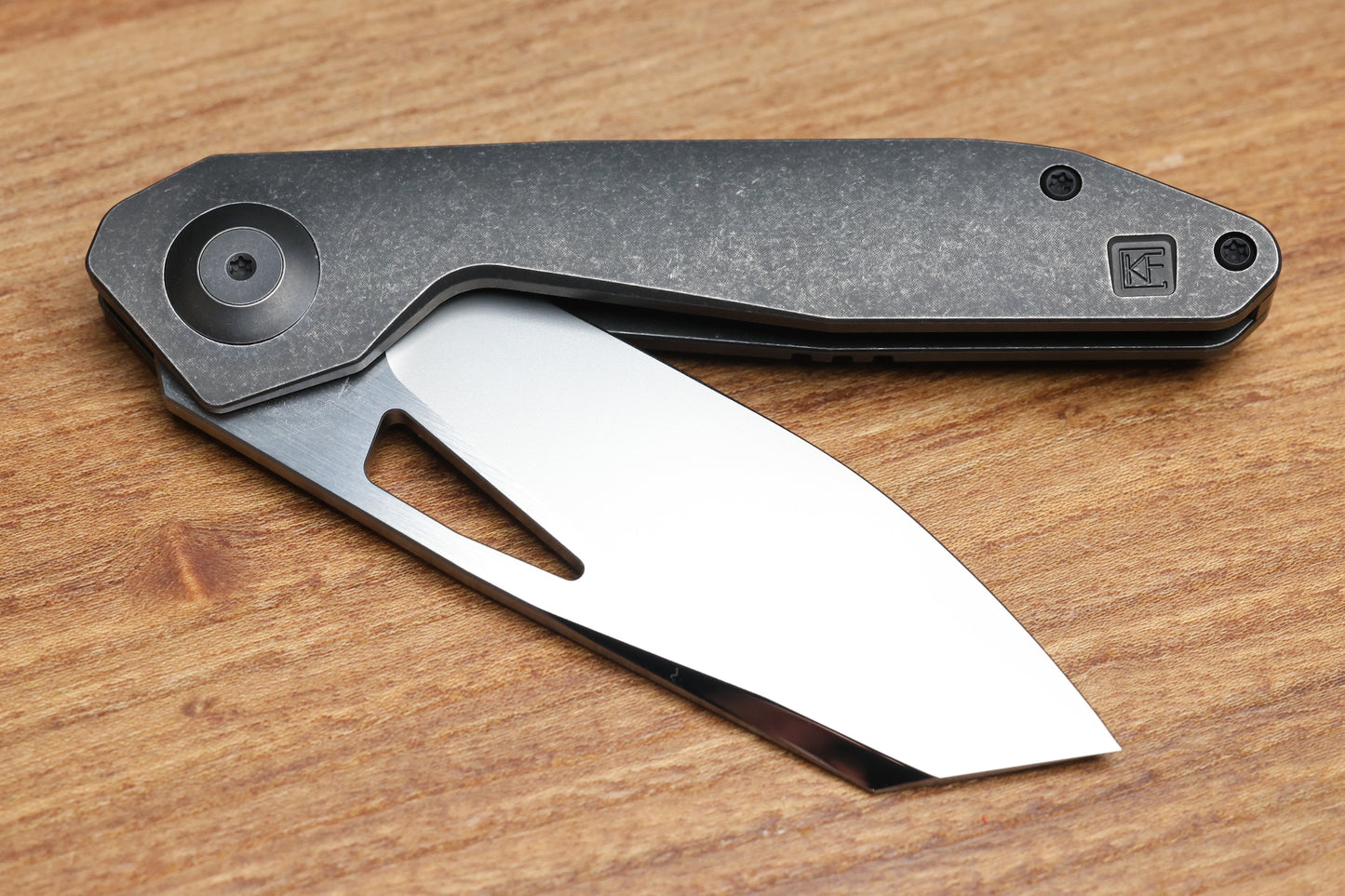 CUSTOM KNIFE FACTORY & KEANISON KNIVES BASSET W/ BLACKWASH TITANIUM HANDLES M398 BLADE