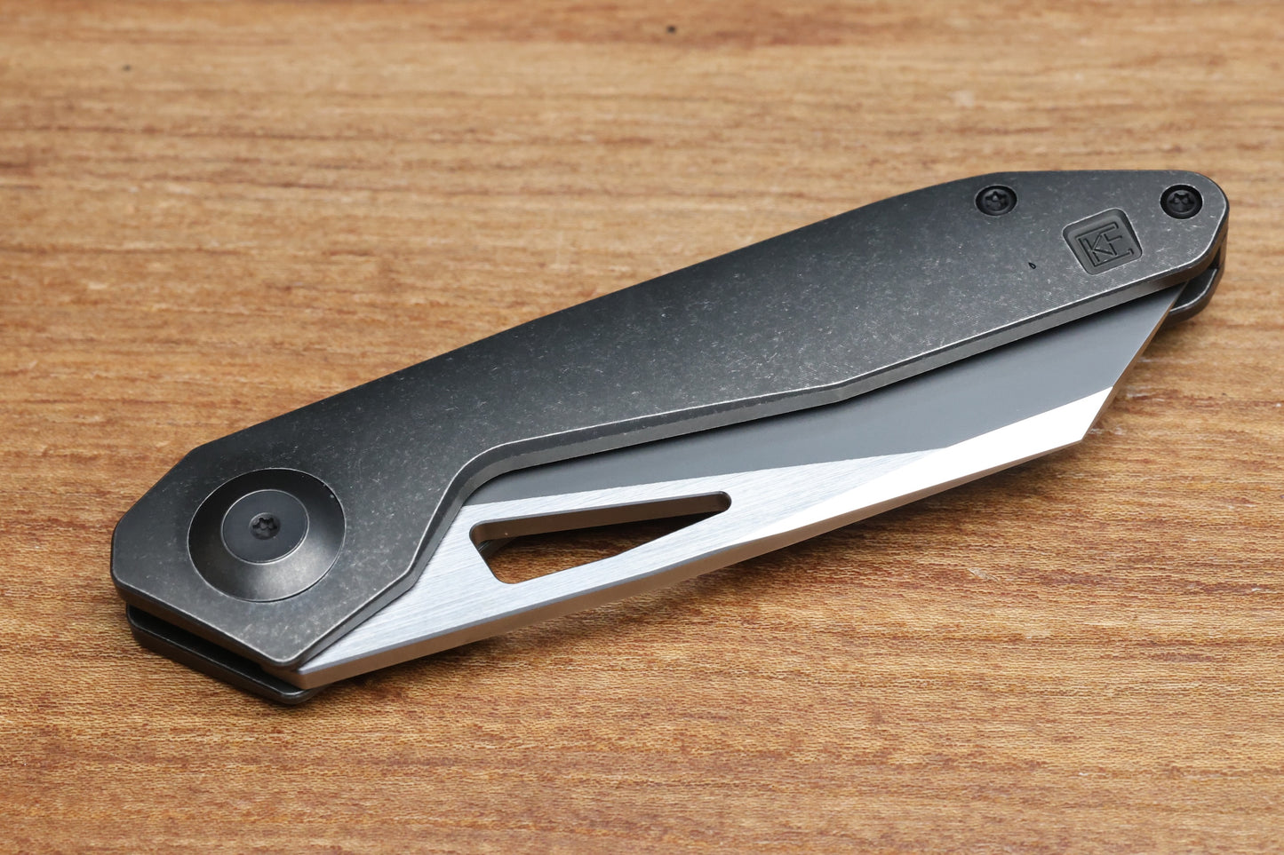 CUSTOM KNIFE FACTORY & KEANISON KNIVES BASSET W/ BLACKWASH TITANIUM HANDLES M398 BLADE