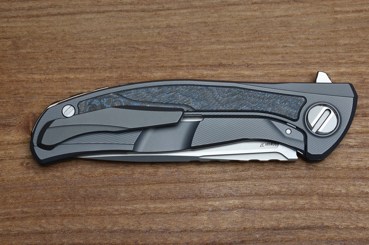 SHIROGOROV CUSTOM DIVISION F95NL – ELECTROWEAVE CARBOTI/TITANIUM HANDLE – VANAX 37 BLADE – SRRBS