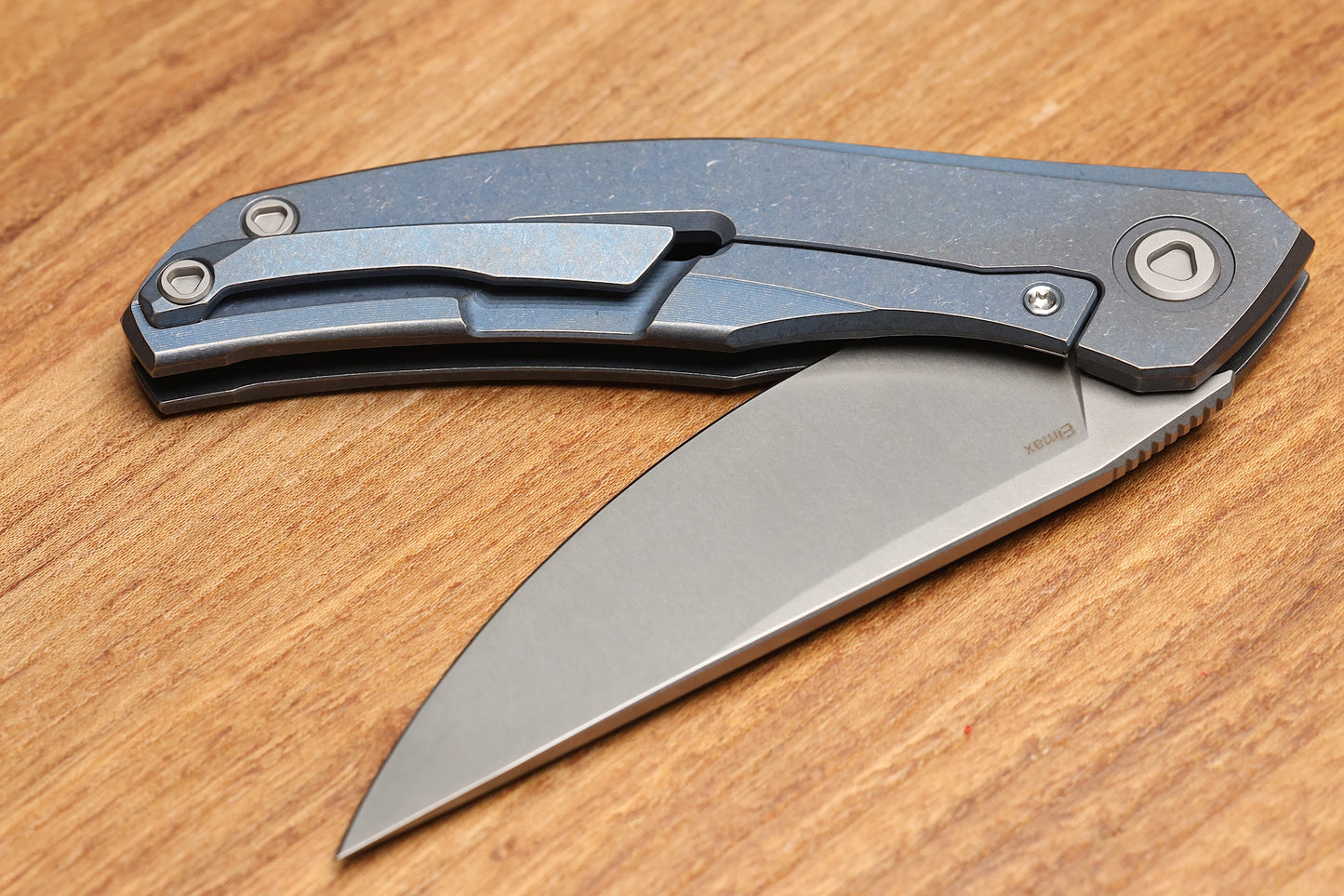 SHIROGOROV URSUS Q95 TI - BLUE TITANIUM HANDLE - ELMAX BLADE - MRBS