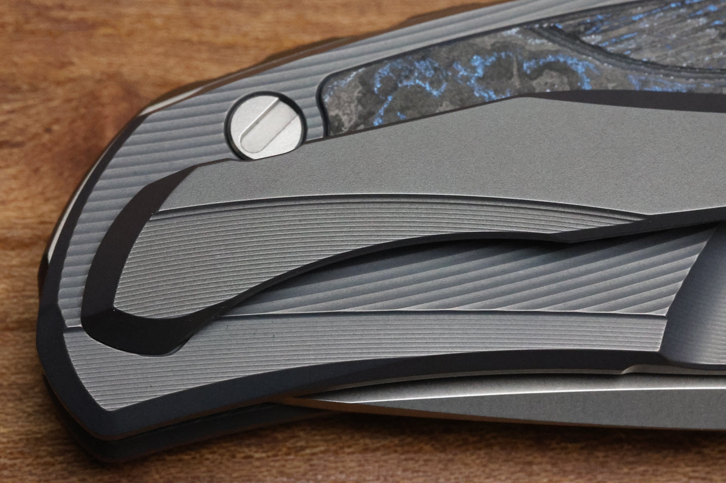 SHIROGOROV CUSTOM DIVISION F95NL – ELECTROWEAVE CARBOTI/TITANIUM HANDLE – VANAX 37 BLADE – SRRBS