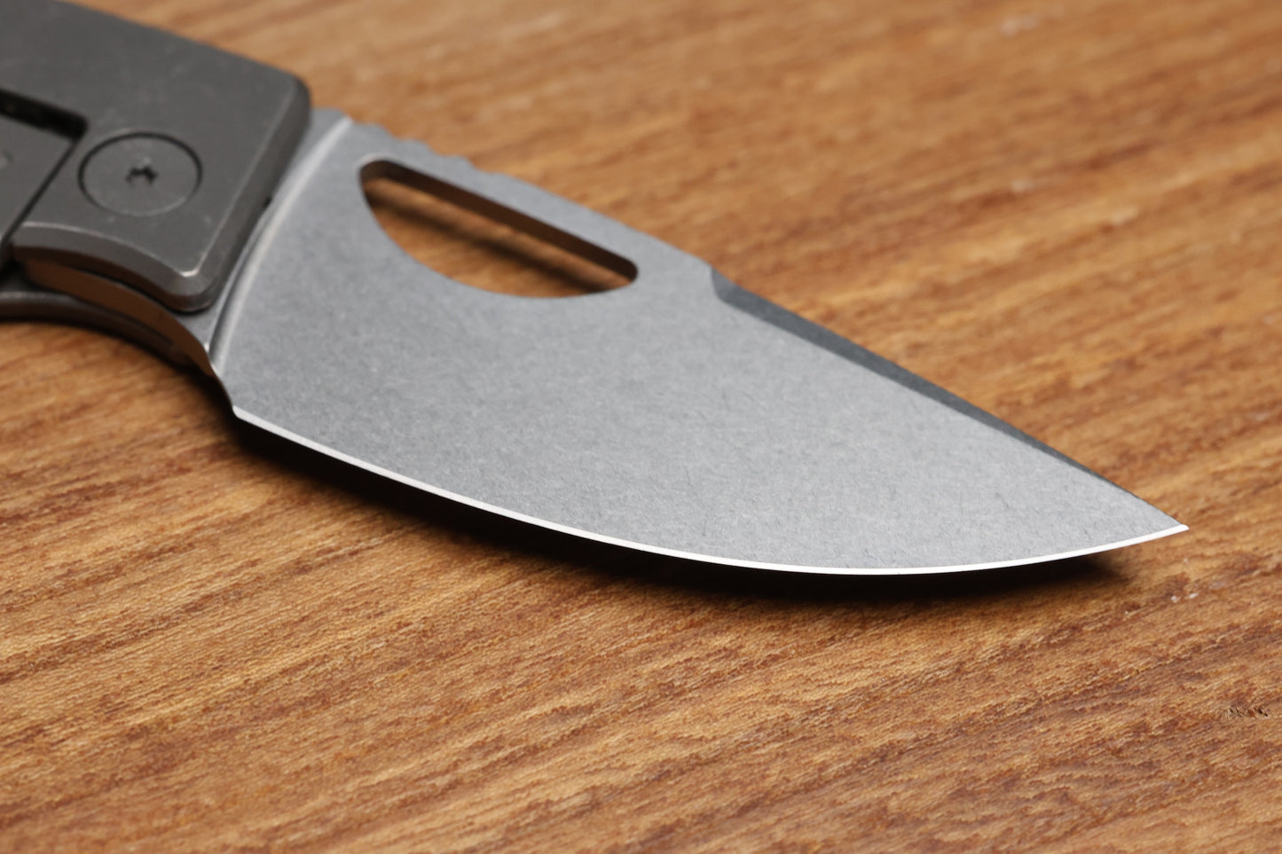 OZ MACHINE COMPANY ROOSEVELT TITANIUM SPEED HOLES MAGNACUT BLADE #3240 (PREOWNED)
