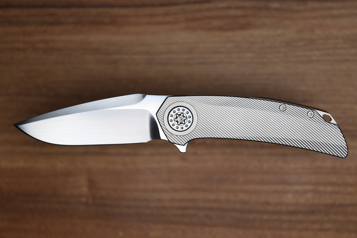 SKIFF MADE BLADES FUGITIVE MILLED TITANIUM SCALES TITANIUM HARDWARE SATIN CPM154 BLADE #227 (PREOWNED)
