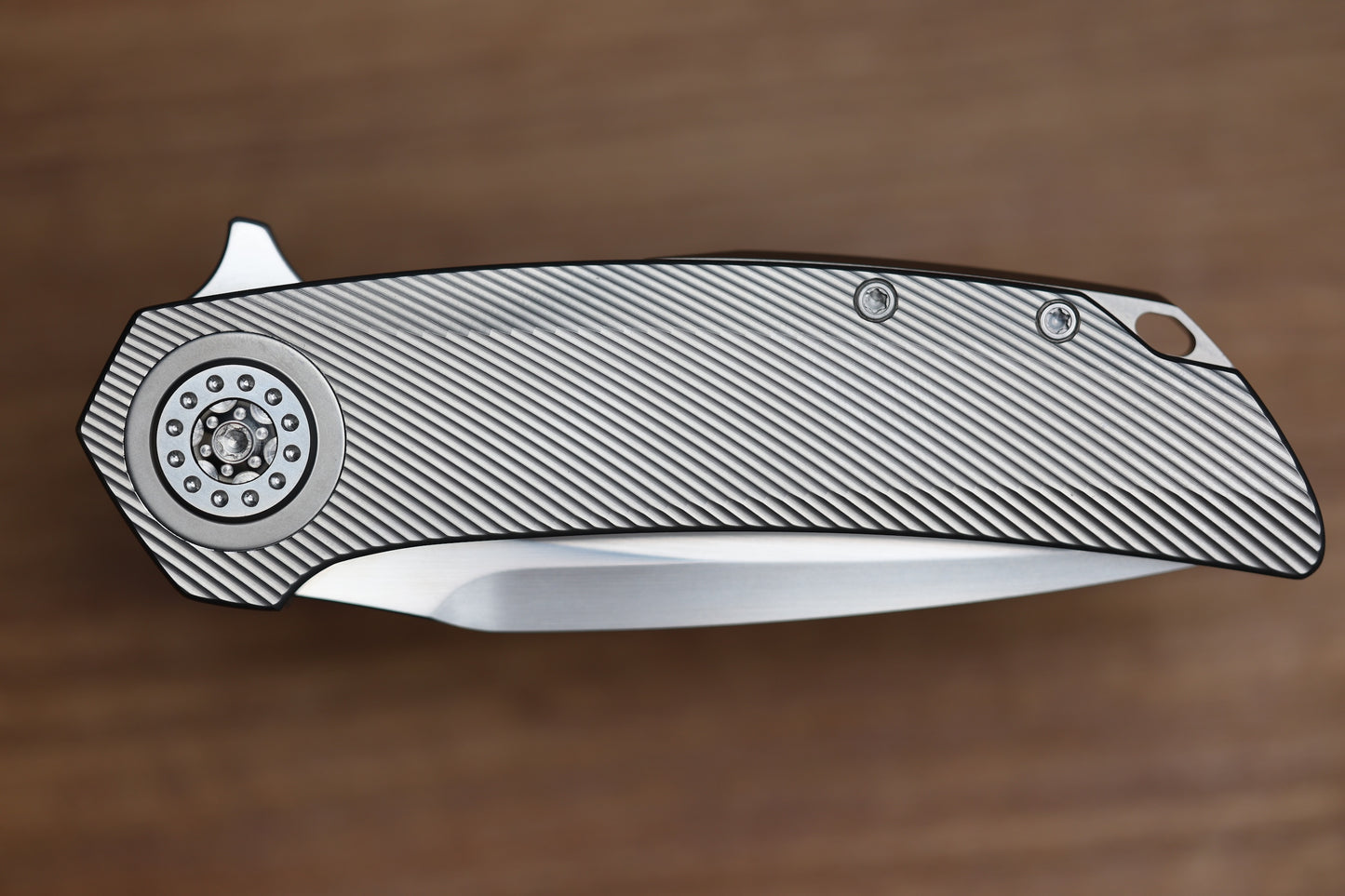 SKIFF MADE BLADES FUGITIVE MILLED TITANIUM SCALES TITANIUM HARDWARE SATIN CPM154 BLADE #227 (PREOWNED)