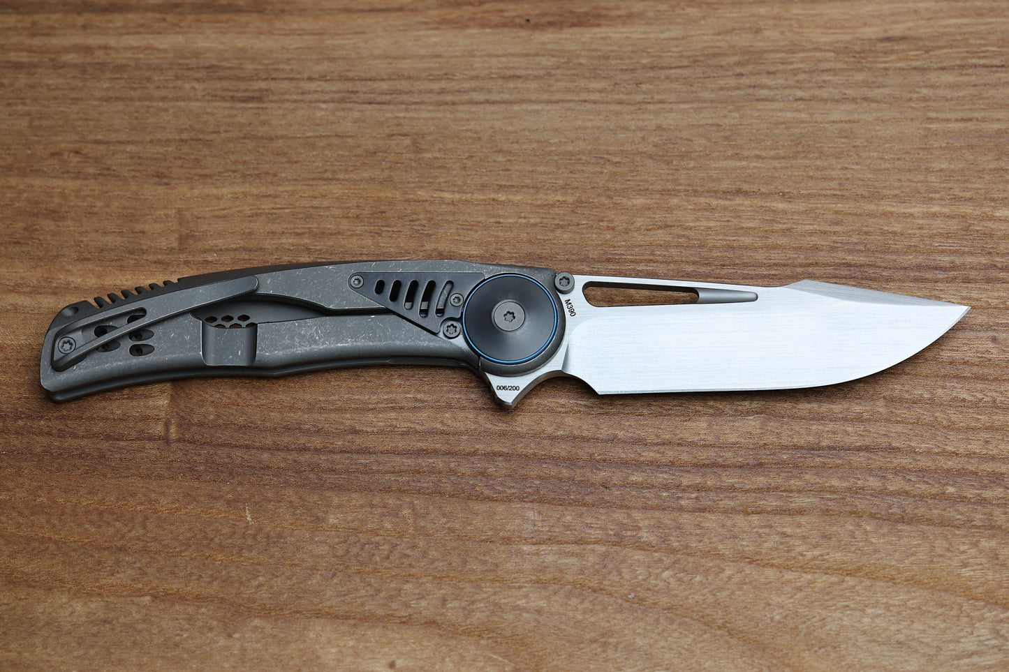 REATE KNIVES GTR TITANIUM INTEGRAL DARK BEAD BLAST W/ ZIRCONIUM ACCENTS & HAND SATIN M390