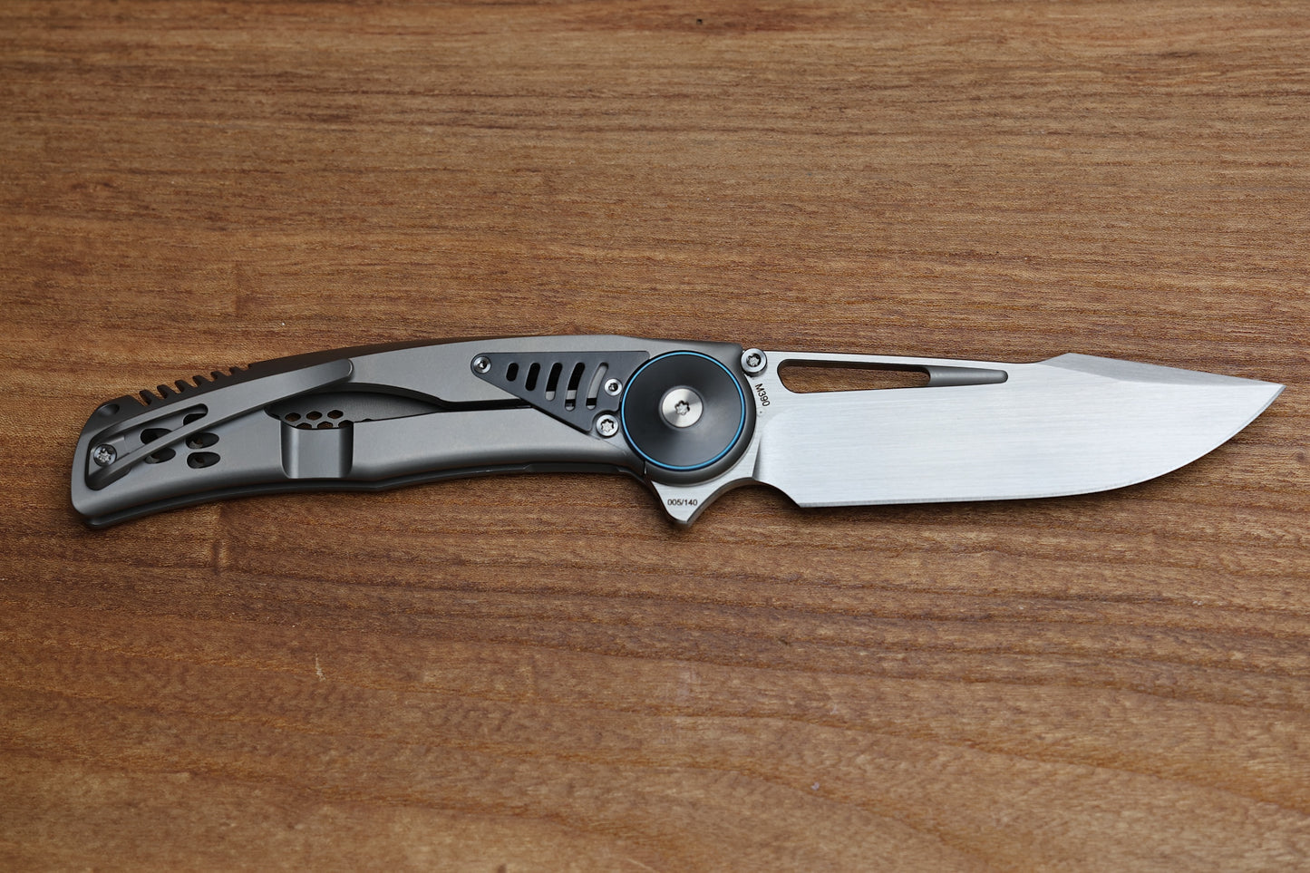 REATE KNIVES GTR TITANIUM INTEGRAL BEAD BLAST W/ ZIRCONIUM ACCENTS & HAND SATIN M390