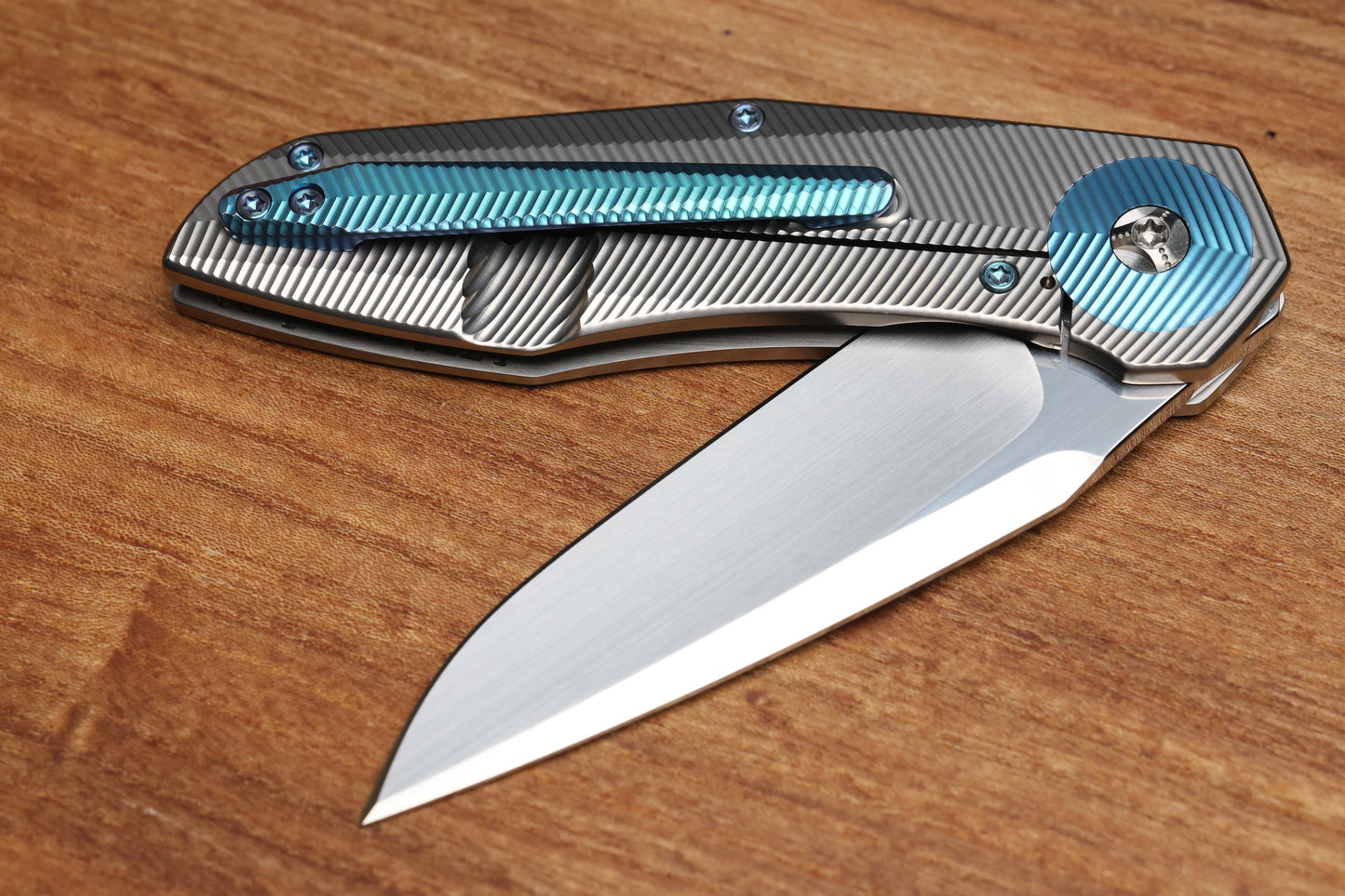 SKIFF MADE BLADES CULPRIT #124 3D MILLED TITANIUM HAND RUBBED CTS-XHP BLADE (PREOWNED)