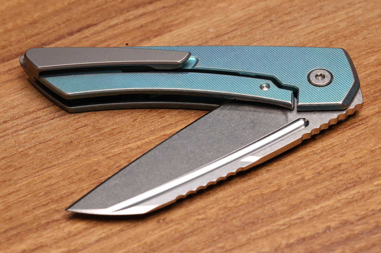 MACHINEWISE MOJAVE #911 - DISTRESSED AQUA w/S90V BLADE