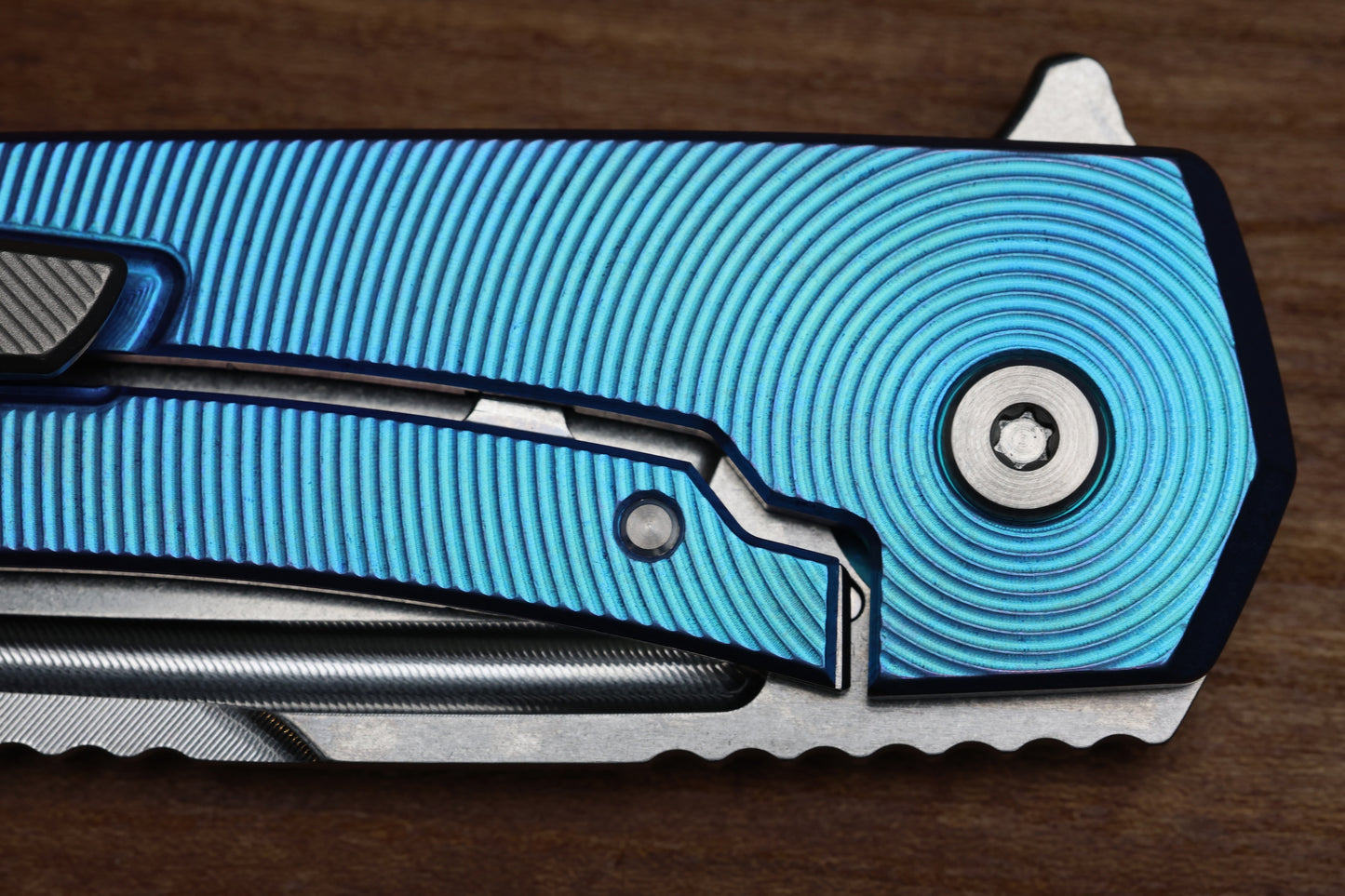 MACHINEWISE MOJAVE #942 - BLURPLE FADE TI w/S90V BLADE