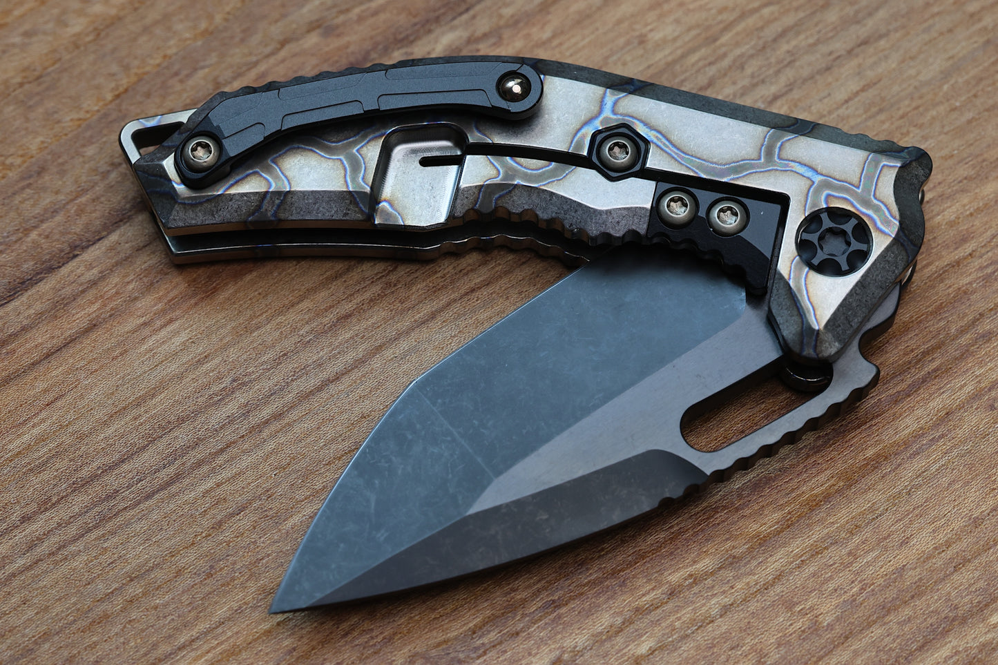 HERETIC KNIVES MEDUSA MANUAL FLAMED TITANIUM & DLC MAGNACUT H009-6A-FTI