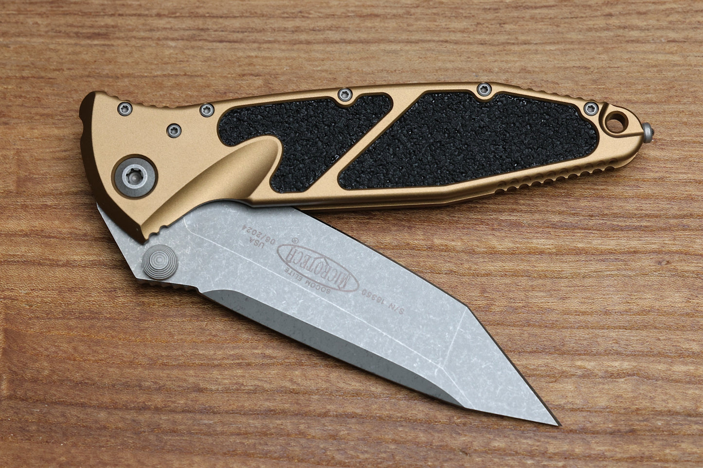 MICROTECH SOCOM ELITE T/E MANUAL TAN APOCALYPTIC STANDARD 161-10 APTA