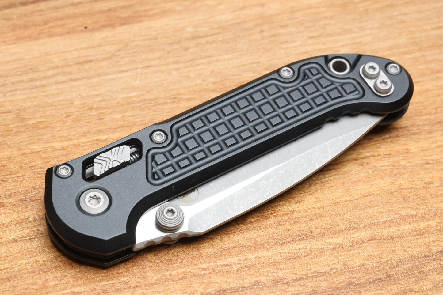 MICROTECH KNIVES LUDT RAM-LOK W/ BLACK FRAG HANDLE & APOCALYPTIC DROP POINT 1135RL-10APFR