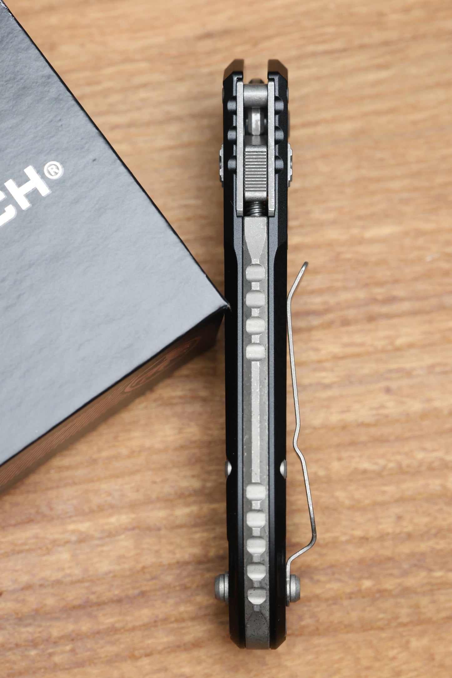 MICROTECH KNIVES LUDT RAM-LOK W/ BLACK FRAG HANDLE & APOCALYPTIC DROP POINT 1135RL-10APFR