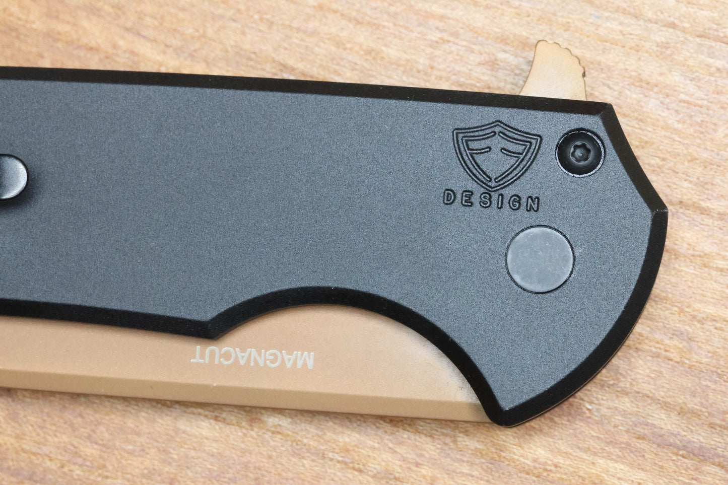 PRO-TECH MORDAX BUTTON LOCK 3.5" TAN PVD SHOT SHOW 2026