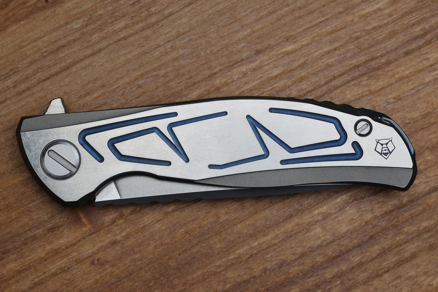 SHIROGOROV F95 BRACES - S90V BLADE - TITANIUM HANDLE - BLUE ACCENTS - WASHERS
