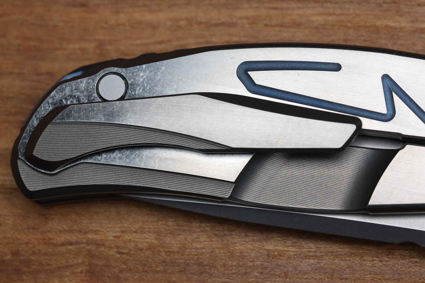 SHIROGOROV F95 BRACES - S90V BLADE - TITANIUM HANDLE - BLUE ACCENTS - WASHERS