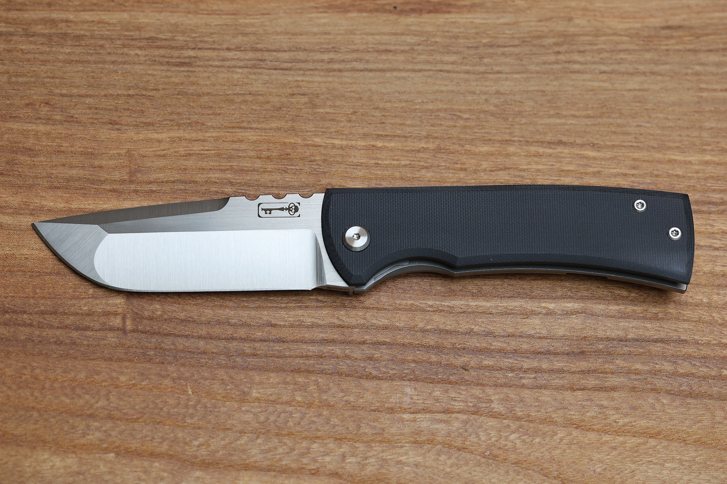 CHAVES ULTRAMAR REDENCION 229 KICKSTOP – DROP POINT M390 BLADE – BLACK G10 HANDLE