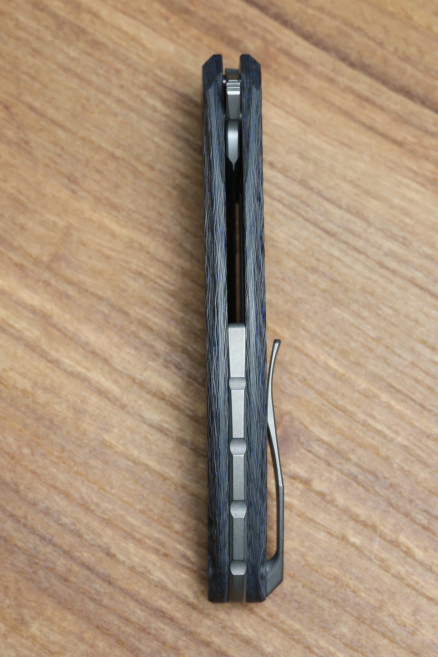 SHIROGOROV STELLAR CF – BLUE CARBON FIBER HANDLE – M390 BLADE – MRBS