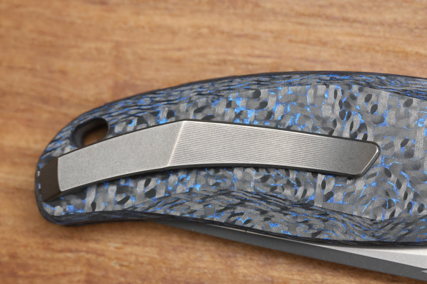 SHIROGOROV STELLAR CF – BLUE CARBON FIBER HANDLE – M390 BLADE – MRBS