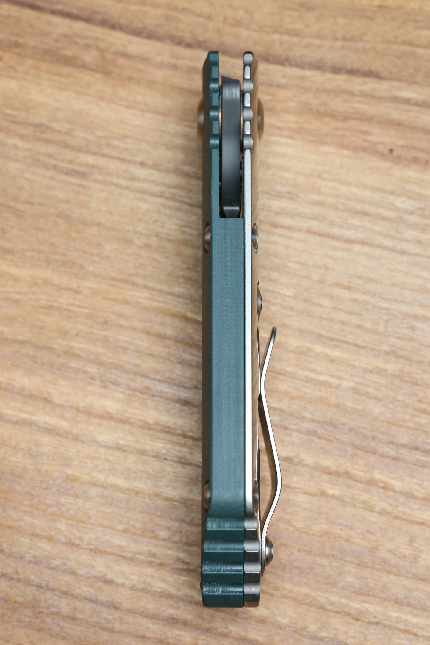 STRIDER KNIVES SNG CC - DROP POINT 20CV BLADE - TITANIUM/FOREST GREEN G10 HANDLE