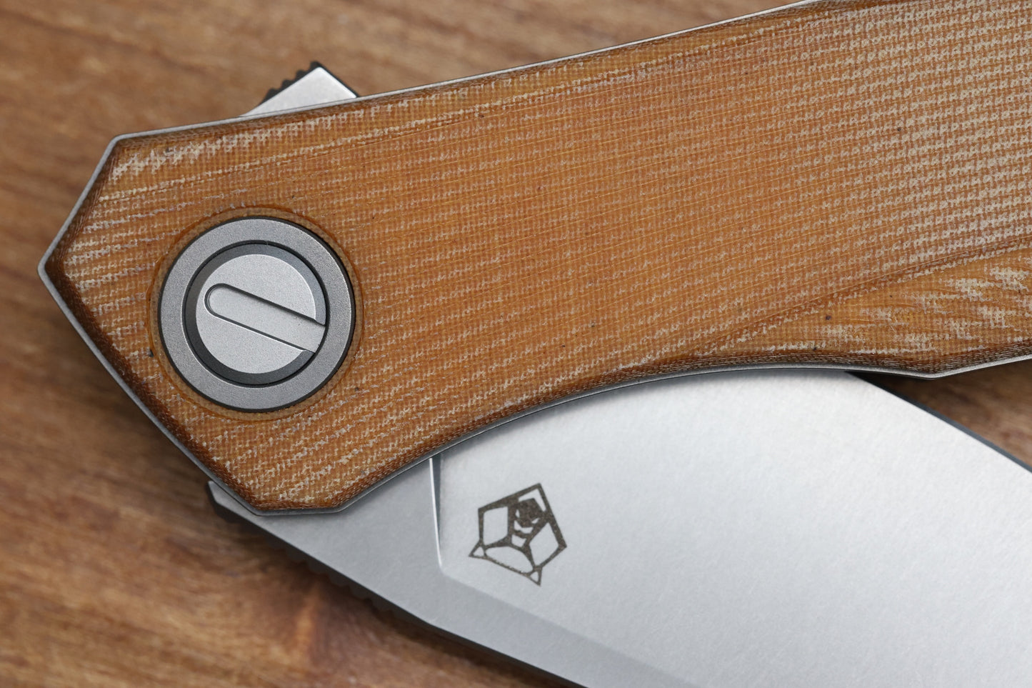 SHIROGOROV URSUS Q95 - LIGHT BROWN MICARTA HANDLE - ELMAX BLADE - MRBS