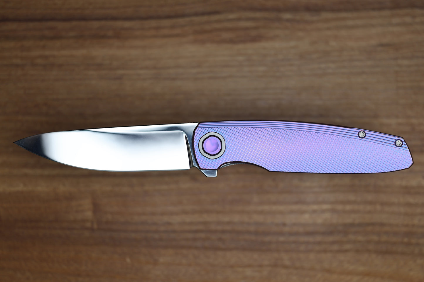 HOLT BLADEWORKS OUTLAW W/TITANIUM CHECKERED BURNISHED HANDLES & BOHLER NEAR MIRROR M390 #150 (PREOWNED)