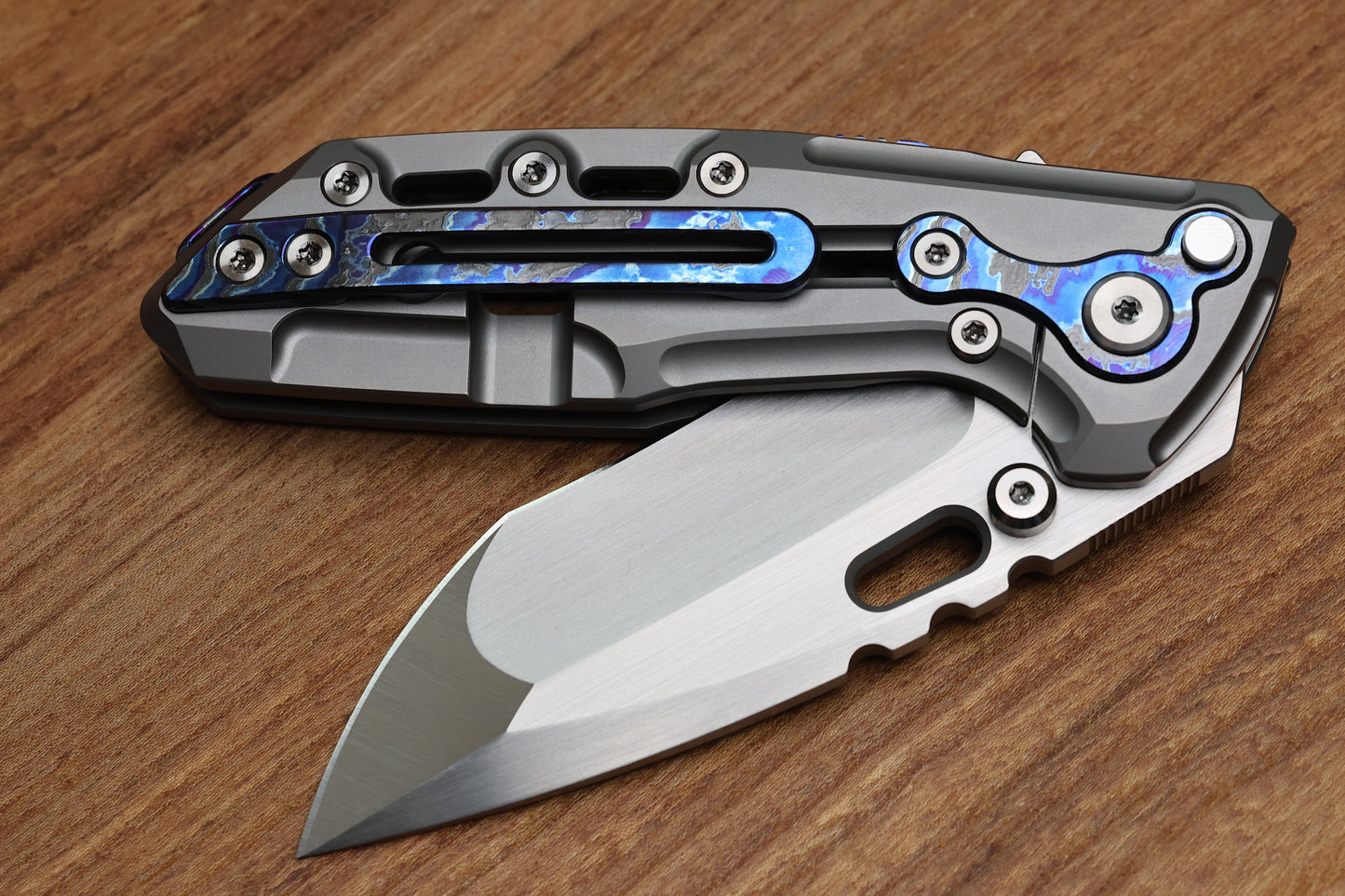 REATE T1000 V2 FLIPPER MILLED TITANIUM W/ ZIRCUTI & RECURVE M390