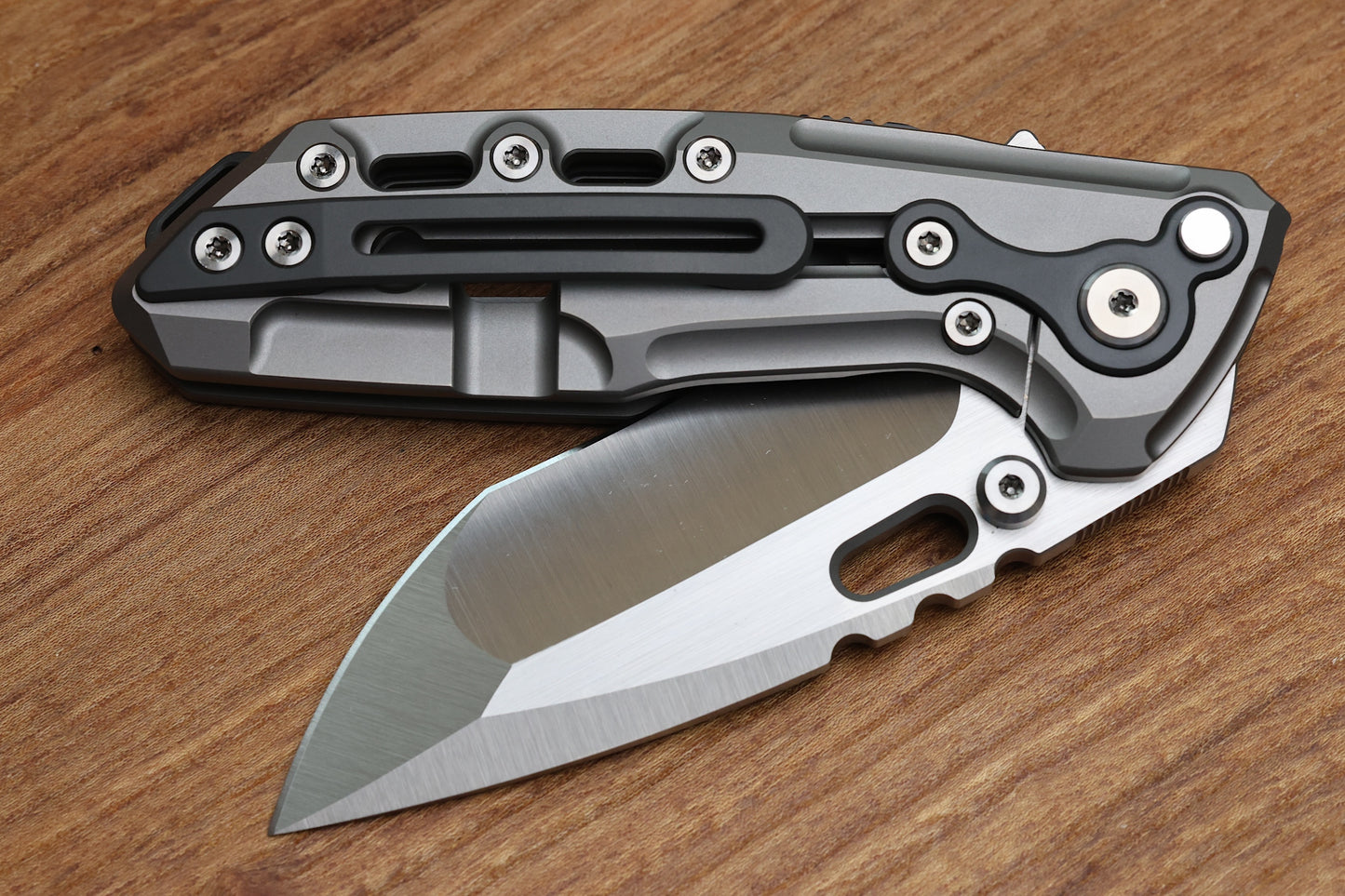 REATE T1000 V2 FLIPPER MILLED TITANIUM W/ ZIRCONIUM & RECURVE M390