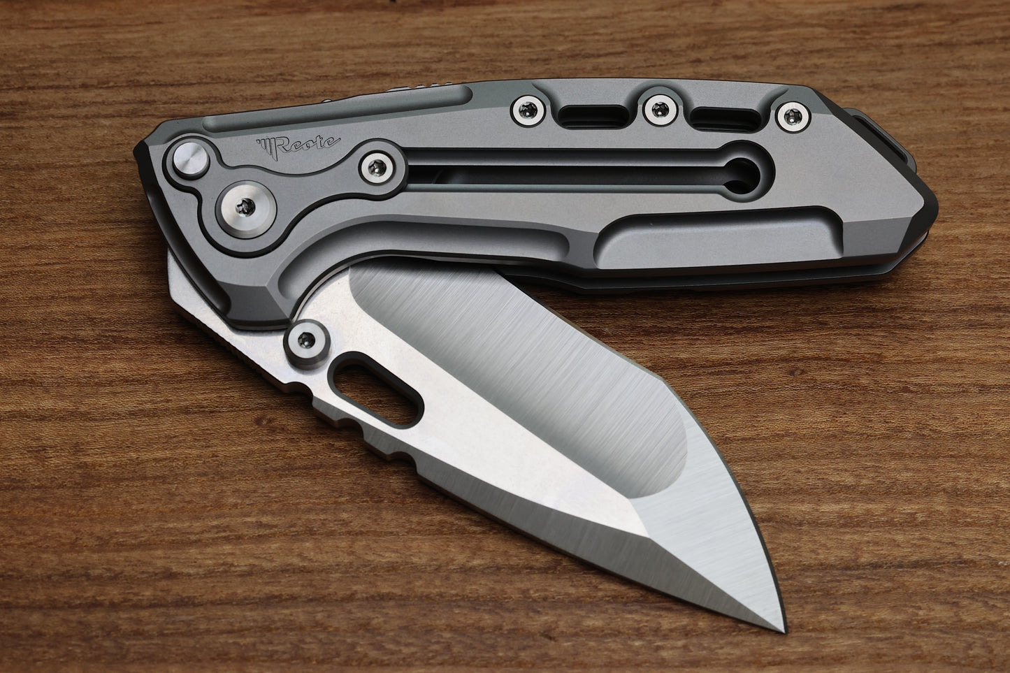 REATE T1000 V2 FLIPPER MILLED TITANIUM & RECURVE M390