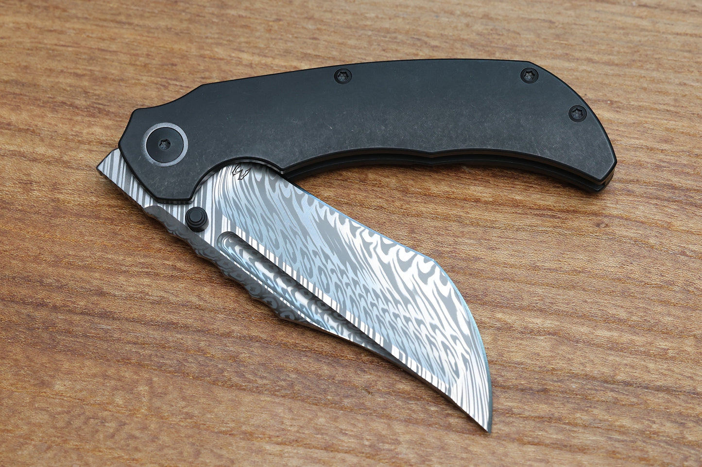 MERRIKEN KNIVES BLACK PVD FRAME LOCK MINI ULTIMATUM - FAFNIR DAMASTEEL ACID