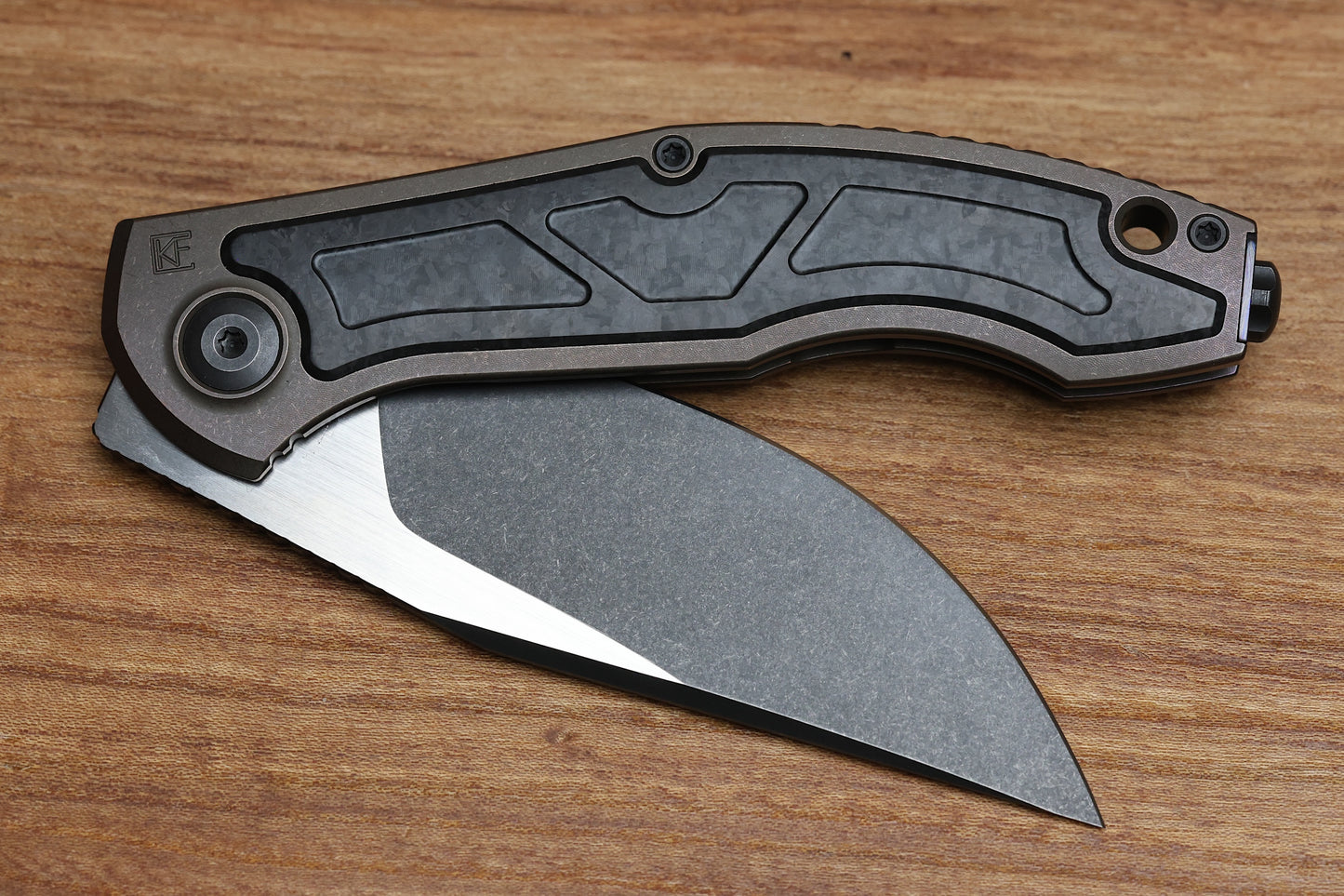 CUSTOM KNIFE FACTORY VEKSHA HD CARBON FIBER & BRONZE TITANIUM HANDLES W/ TWO TONE M398