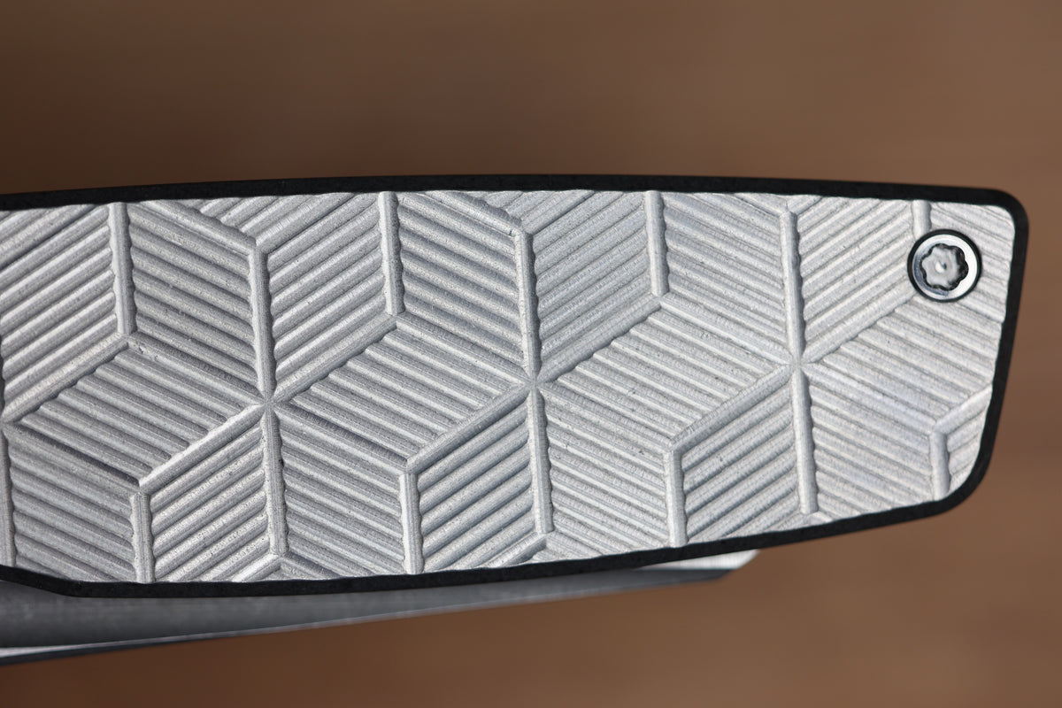 BROWN KNIVES CORTEX XL MILLED PATTERN TITANIUM AND HOLLOW GROUND SATIN MAGNACUT BLADE #414 (PREOWNED)
