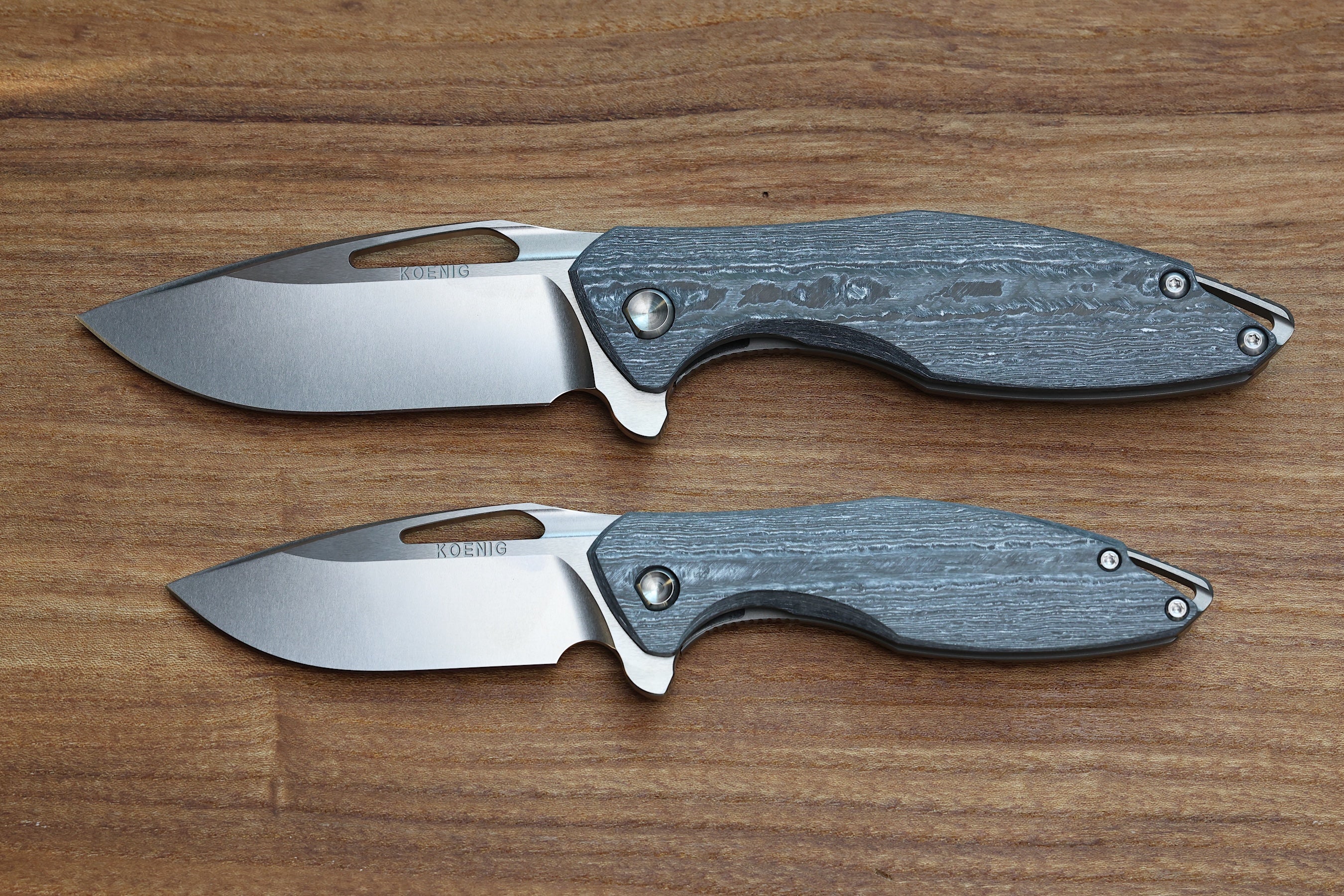 KOENIG ARIUS & MINI ARIUS NUMBERED MATCHED SET - WHITE CARBOTI - M390 ...