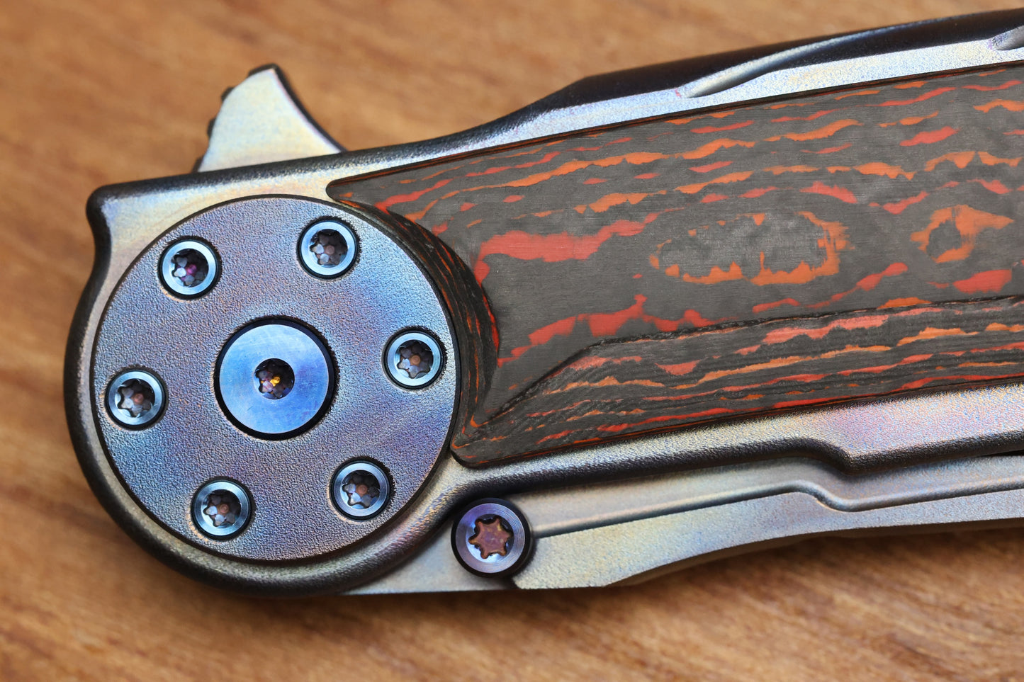 REATE KNIVES JACK 2.0 INTEGRAL RED FAT CARBON INLAY WITH DAMASTEEL BLADE