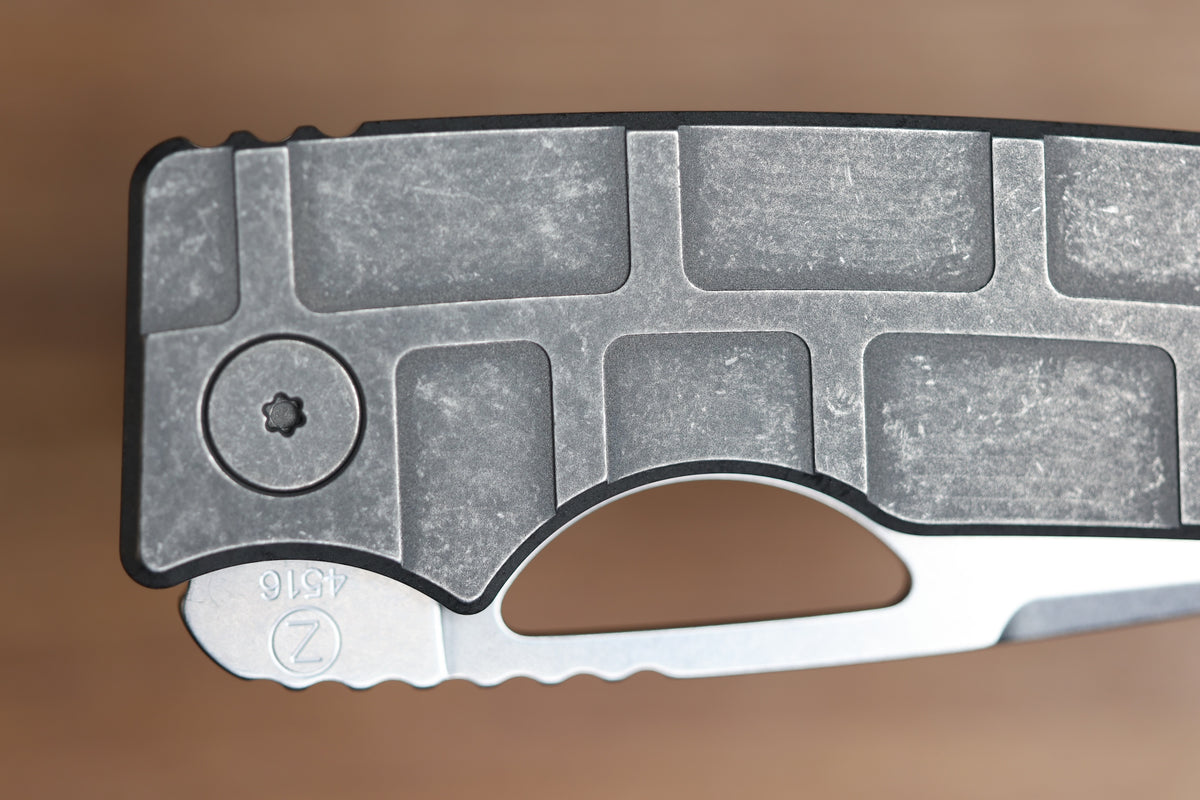 OZ MACHINE COMPANY ROOSEVELT MAG MILLED TITANIUM VANAX BLADE #4516 (PREOWNED)