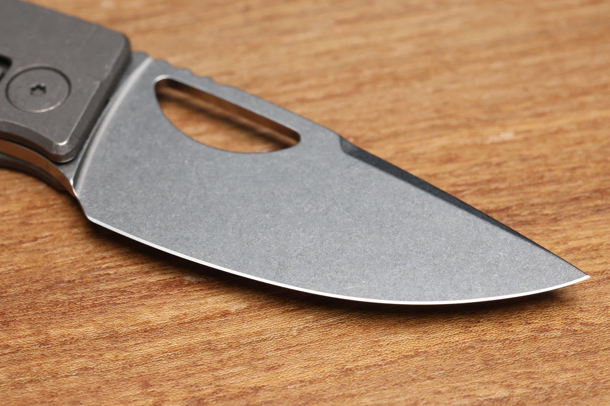 OZ MACHINE COMPANY ROOSEVELT MAG MILLED TITANIUM VANAX BLADE #4516 (PREOWNED)
