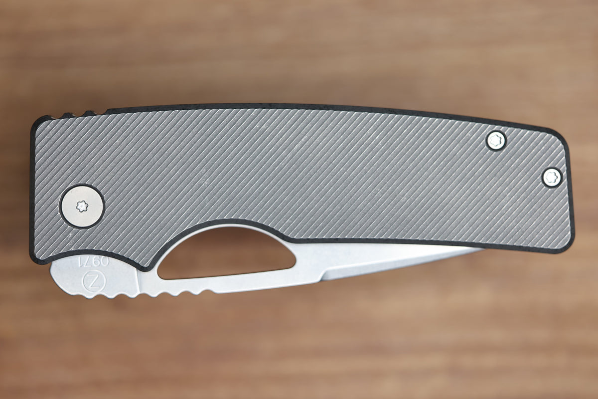OZ MACHINE COMPANY ROOSEVELT XL ANGLE MILLED TITANIUM VANAX BLADE #971 (PREOWNED)